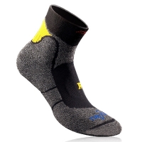 accapi running action unisex socks