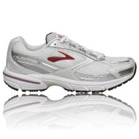 brooks lady switch running shoes