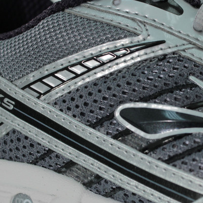 Brooks Addiction 9 Running Shoes picture 3
