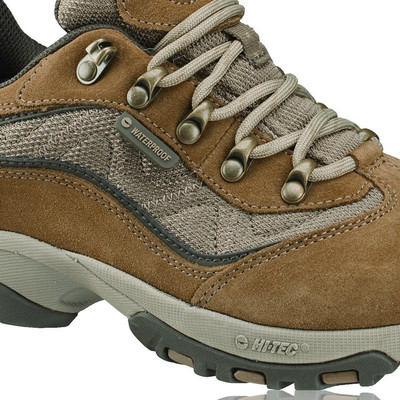 Hi-Tec Lady Cliff Trail Low Waterproof Walking Shoes picture 3