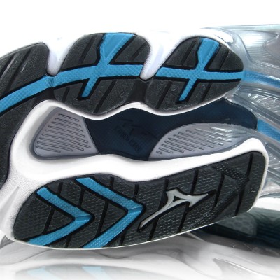 Mizuno Wave Nexus 4 Running Shoes picture 3