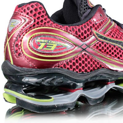 Mizuno Wave Creation 13 Running Shoes picture 3
