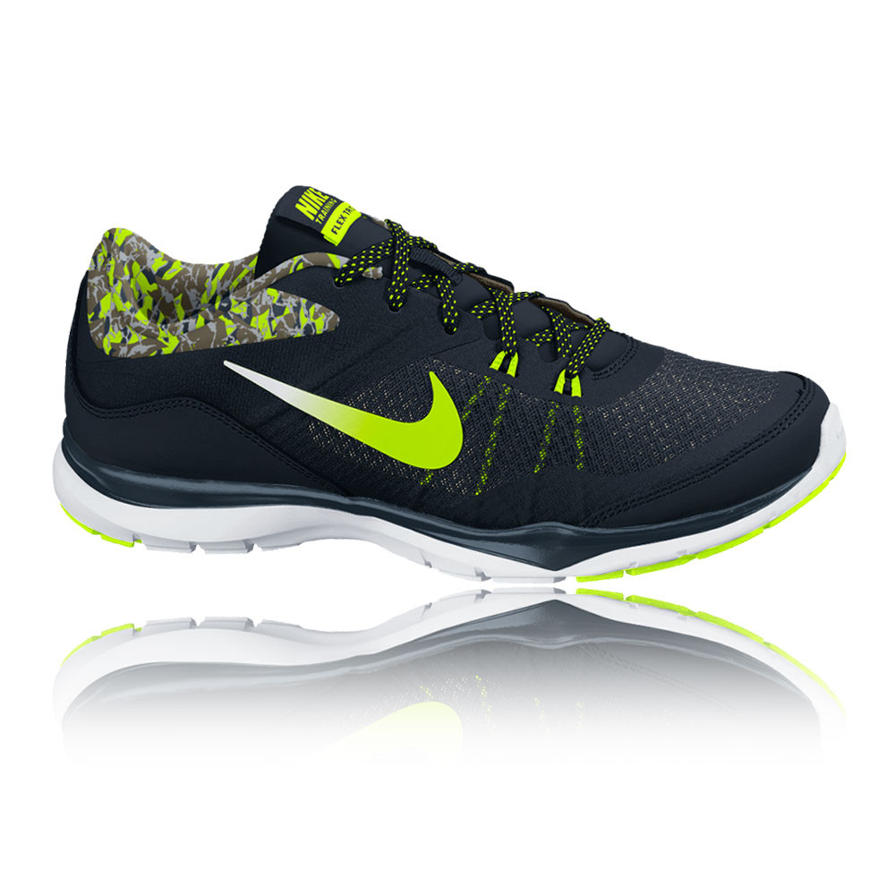 nike women's flex essential training shoes