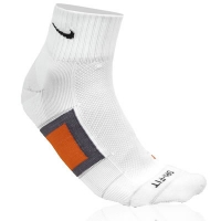 nike run dri-fit anatomical socks