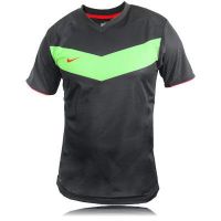 nike team cheveron short sleeve t-shirt