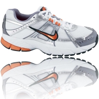 nike junior air pegasus+ 26 running shoes