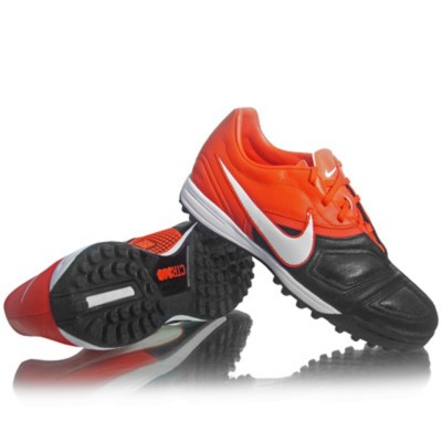 Nike CTR360 Libretto Astro Turf Football Boot picture 4