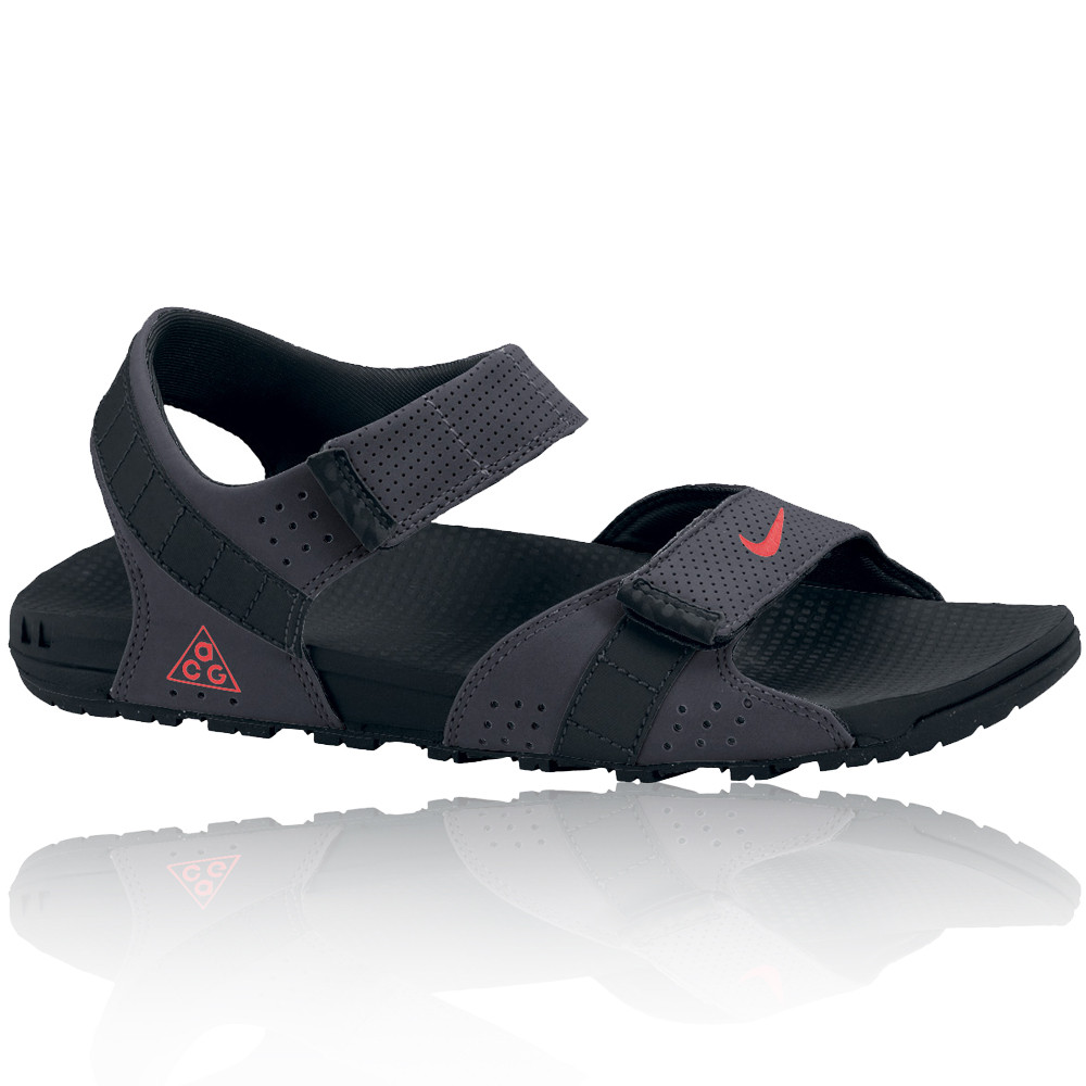 nike walking sandals