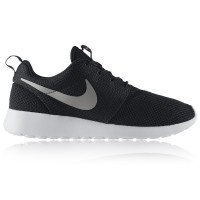 Nike Rosherun (NSW) Running Shoes